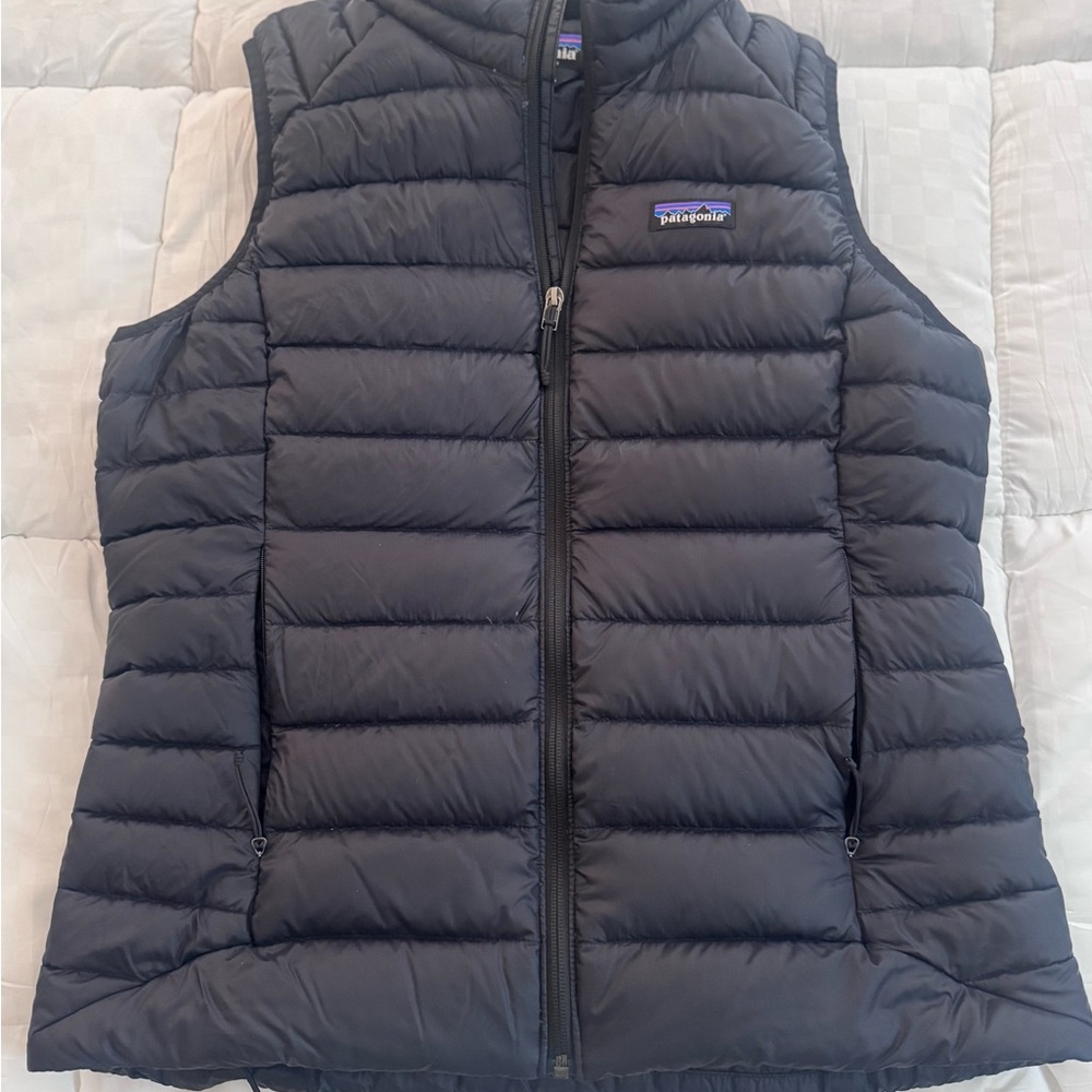 Patagonia Black Quilted Down Vest - Women's - Picture 2 of 6